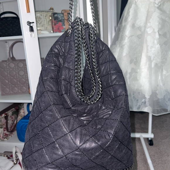 Stella McCartney Black Quilted Shoulder Bag with Silver Chain - Picture 6 of 12